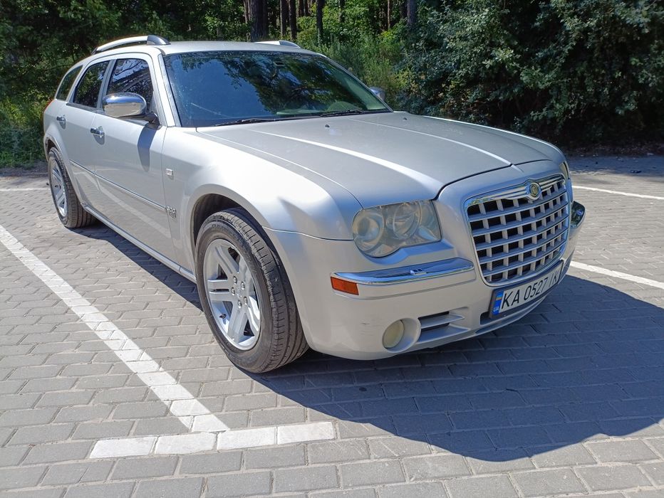 Chrysler 300c touring 3.5 v6 awd