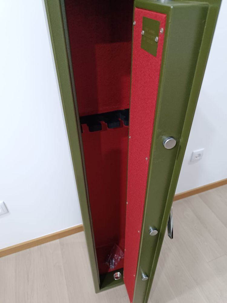 Cofre de 3 armas homolgado muito bom estado