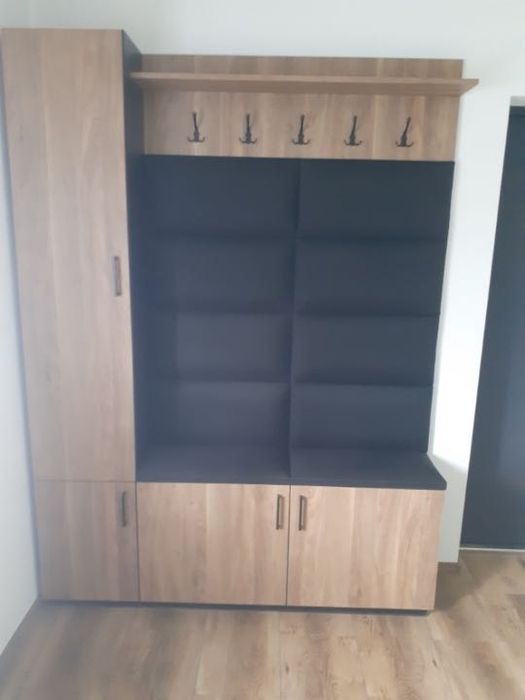 Wykonuję meble na wymiar.