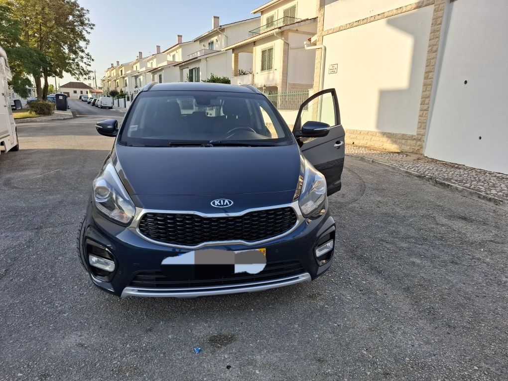 Kia carens 1.7 crdi TX 2018
