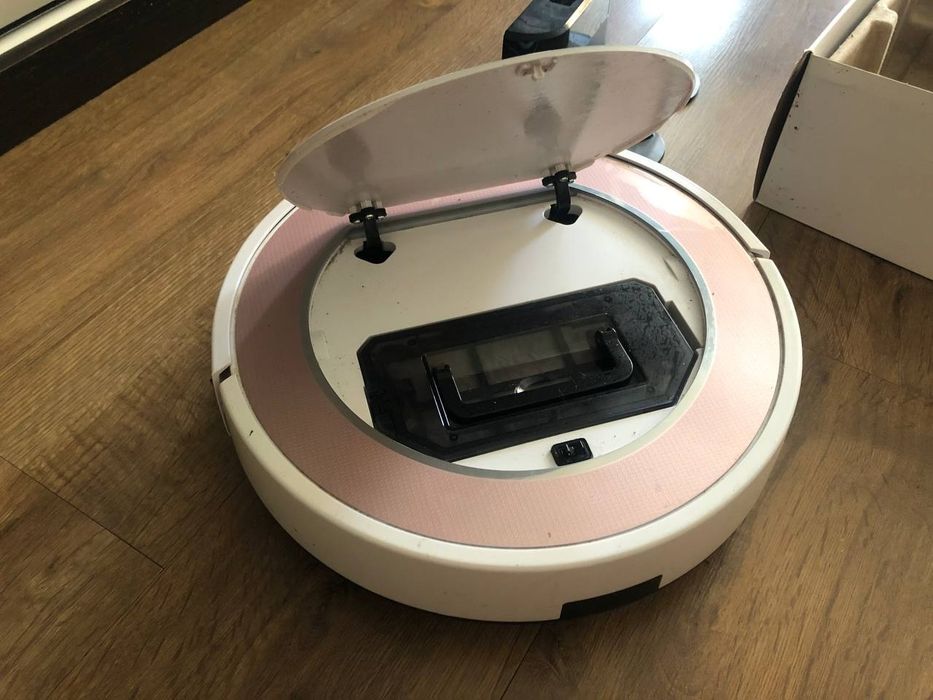 Робот-пылесос iLife Beetles v7s