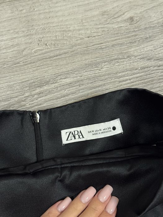 Спідниця zara жіноча