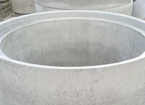 Kręgi betonowe fi 1000 mm. -205,00zł./szt.brutto - wys. 500 mm.