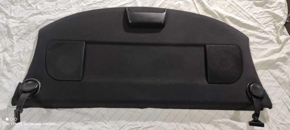 Tylnia Półka Ze Światłem STOP Pod Głosniki Audi A4 B5 Sedan  94-99