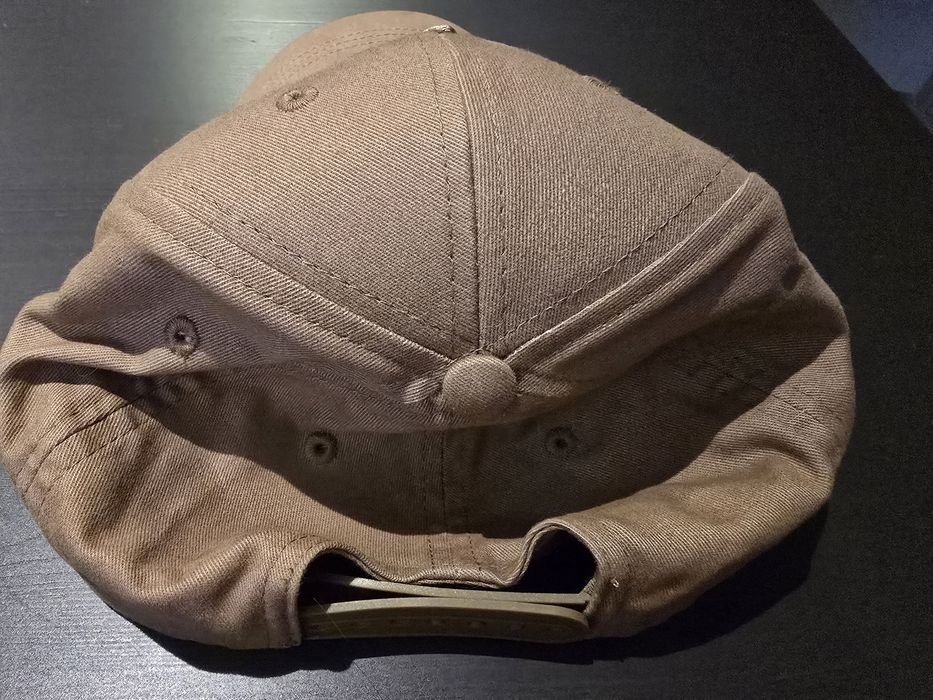 Czapka z daszkiem, beżowa