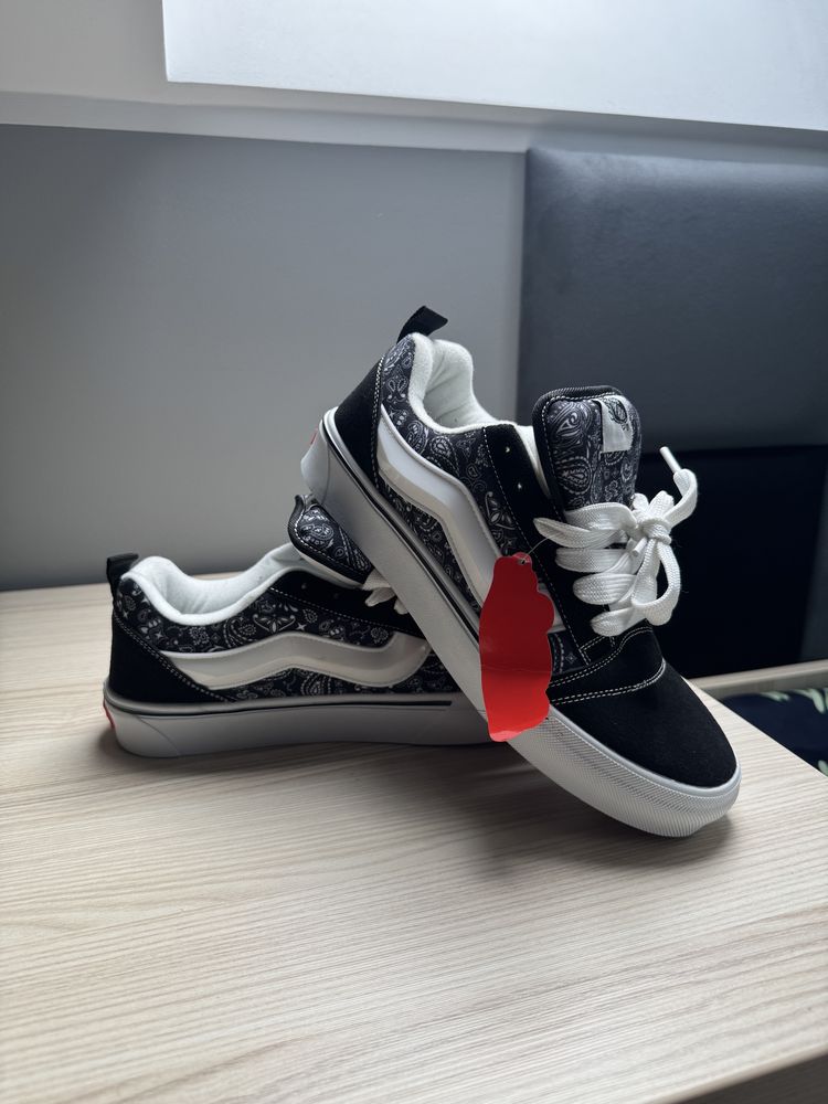 buty Vans knu Skool