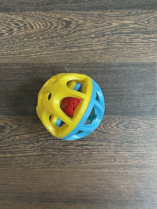 Smiki, Bounce'n Roll Ball, gumowa piłeczka