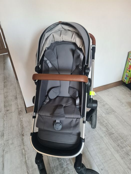 Продам коляску 2 в 1