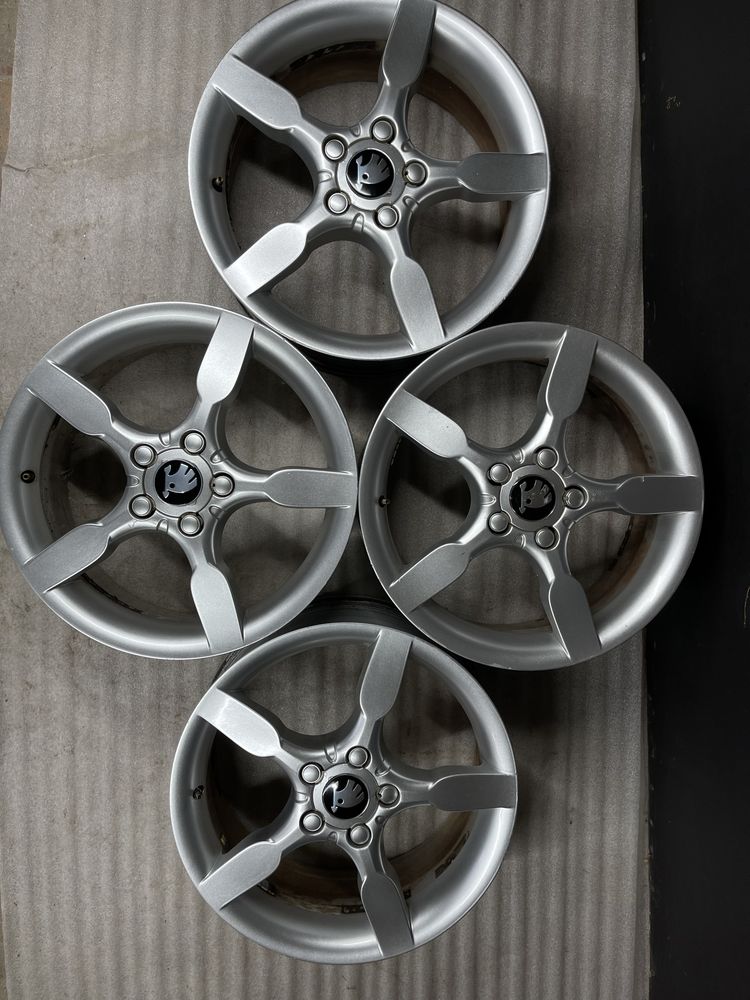 Диски R17 5x112 Et54 7J. Skoda Octavia Superb VW Golf Jetta Touran Cad