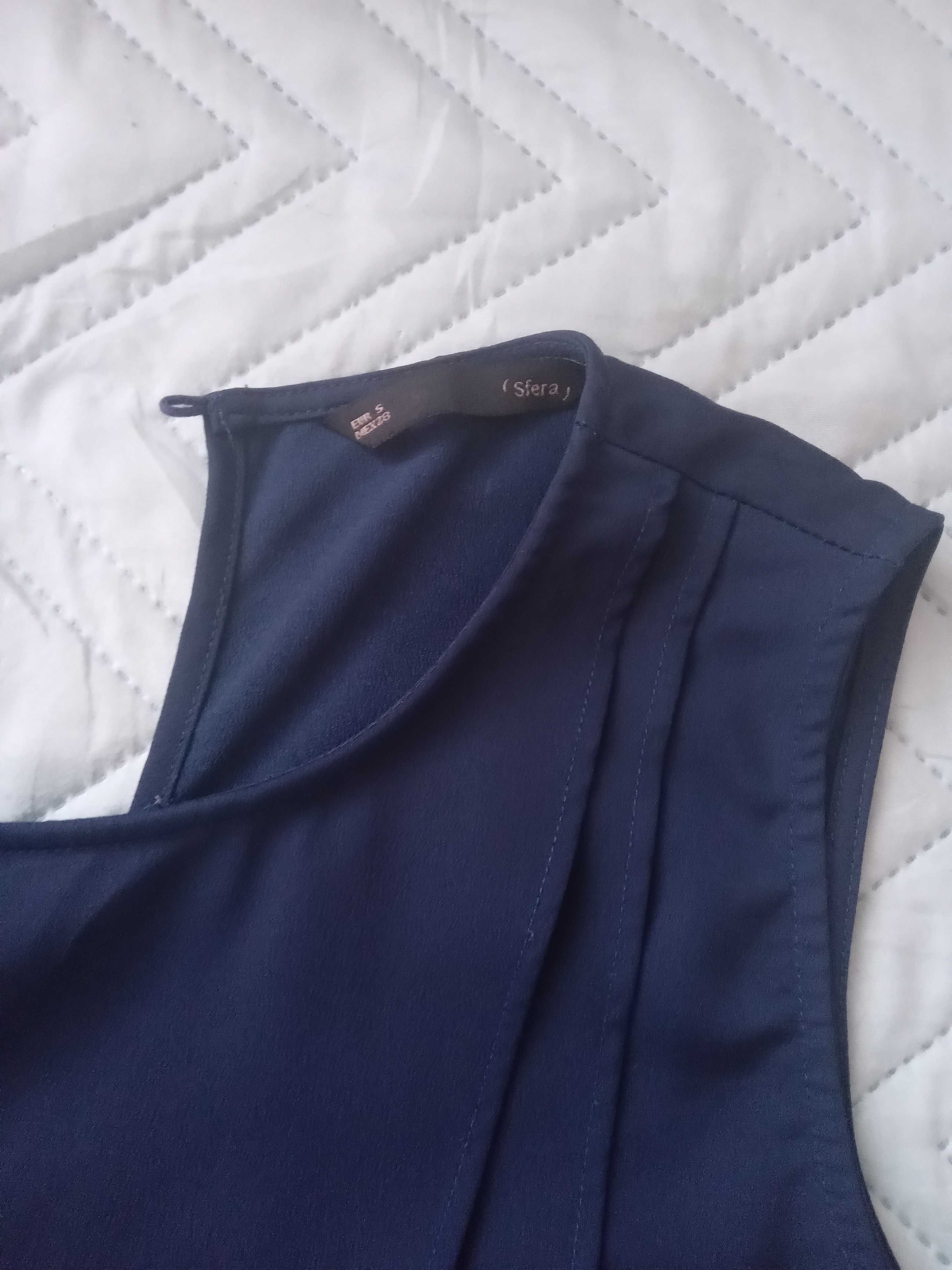 Blusa azul escura como nova