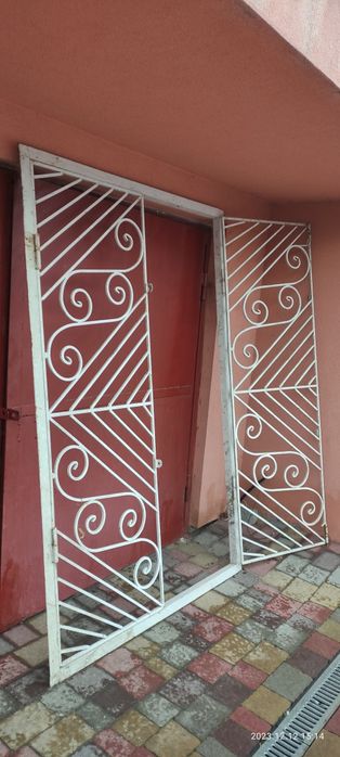 Двері ковані б/у