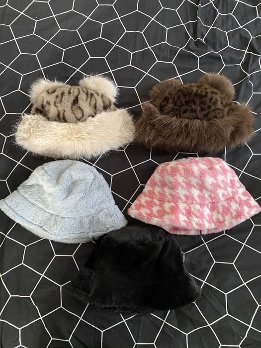 Хутряні шапки з вушками панамки жіночі