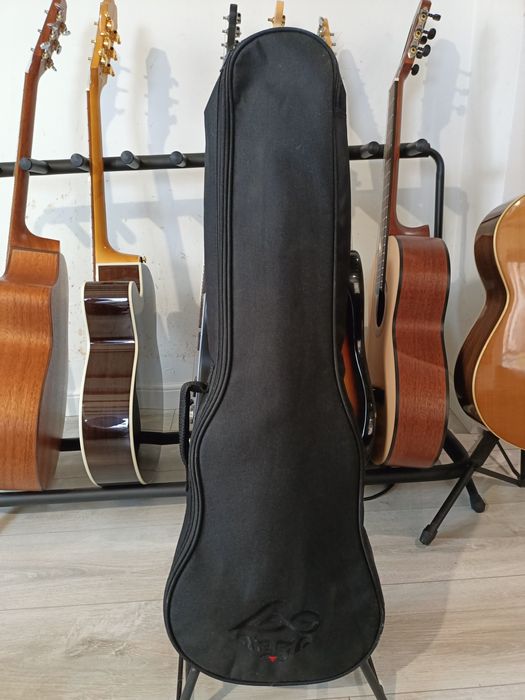 Ukulele basowe elektroakustyczne LAG TKB150CE - Nowe/Okazja/Wyprzedaż