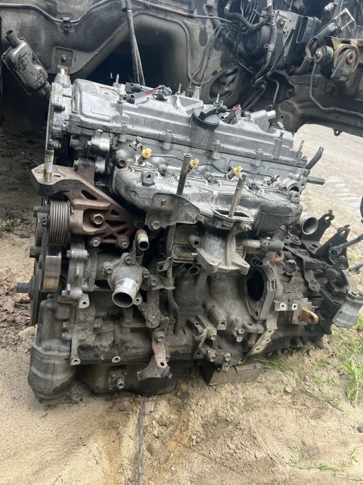 Двигун мотор Toyota Avensis T25 T27 Corolla Verso Rav 4 маховик
