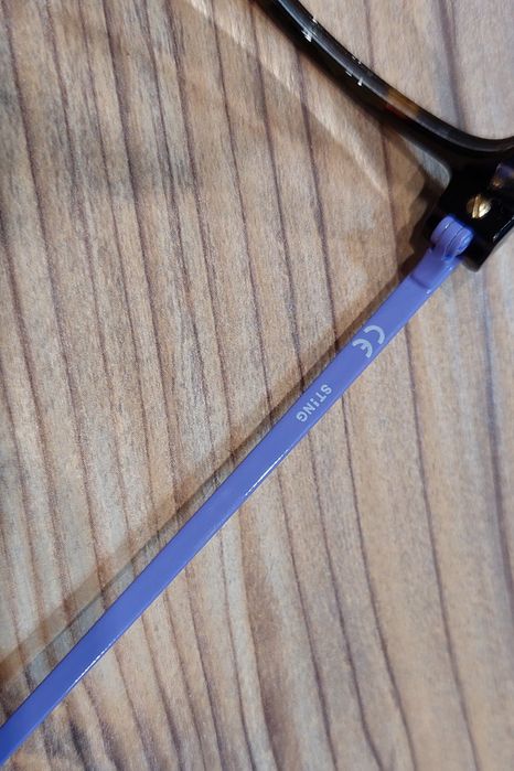 Яскраві жіночі оправки для лінз TOPIC2 VST311 від STING Italy!