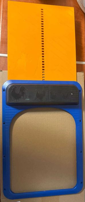 Drzwi kurnika , gołębnika