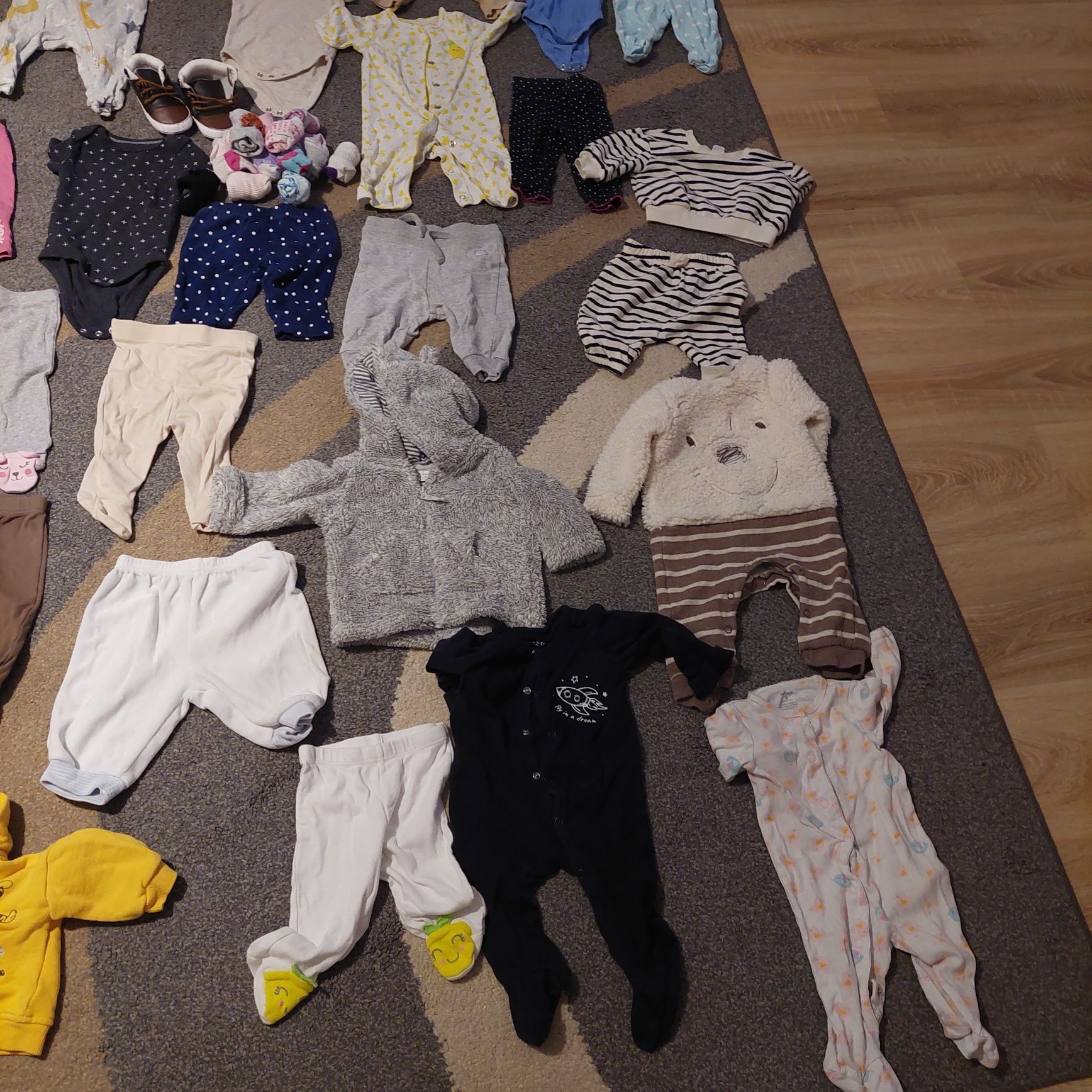 Zestaw ubranek dla dziecka  ubrania dla dziecka w wieku 0-3 miesiące