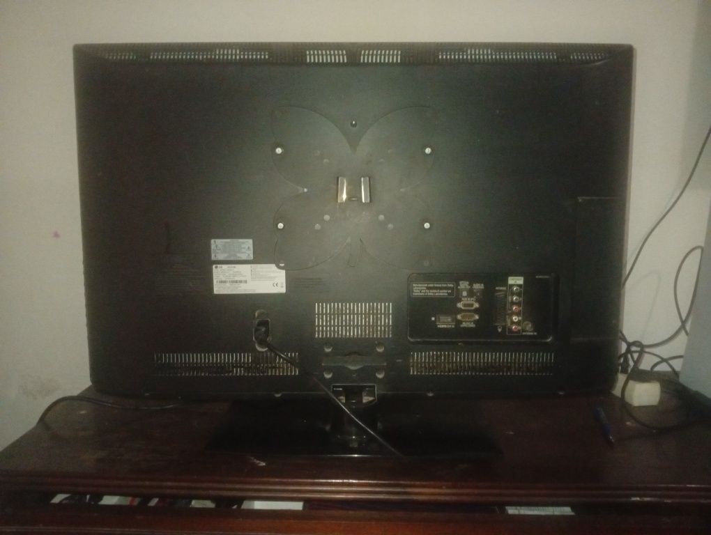 Vendo TV LG 32 polegadas