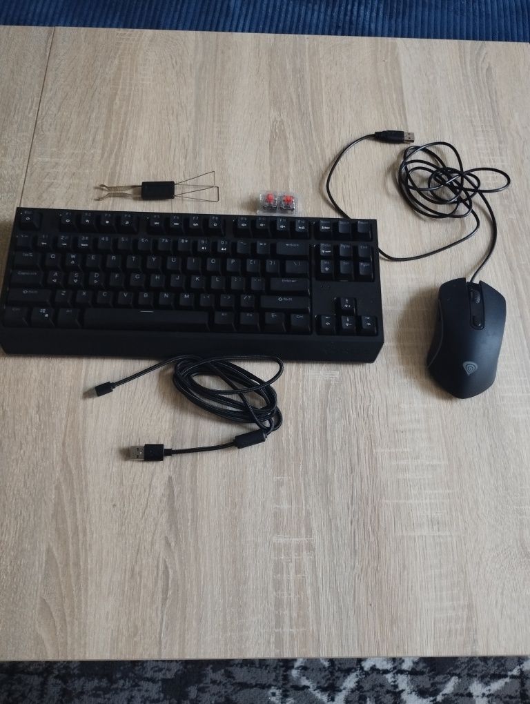 Genesis Thor 230 Tkl +krypton 150
