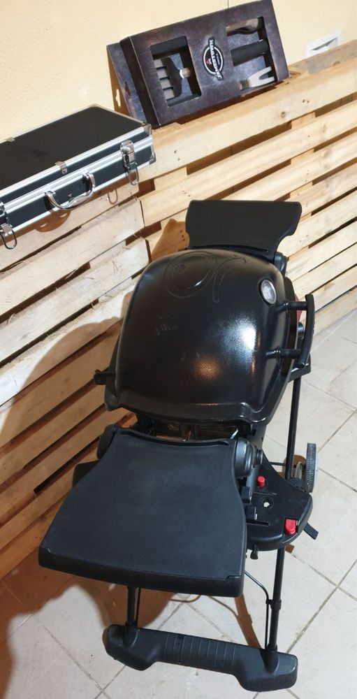 Газовий гриль Weber Q1200