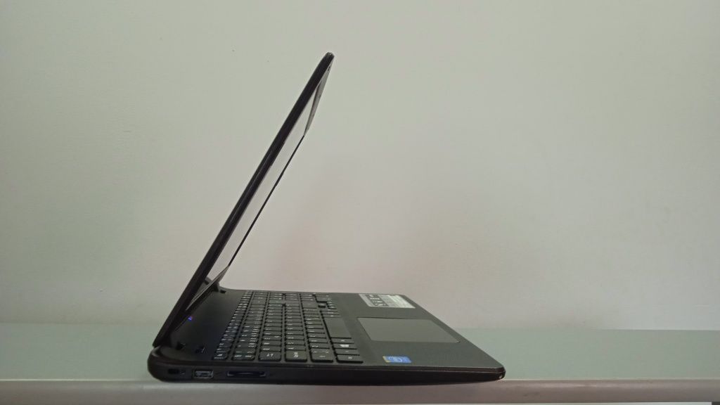 Ноутбук Acer ES1-512 series Celeron N2840