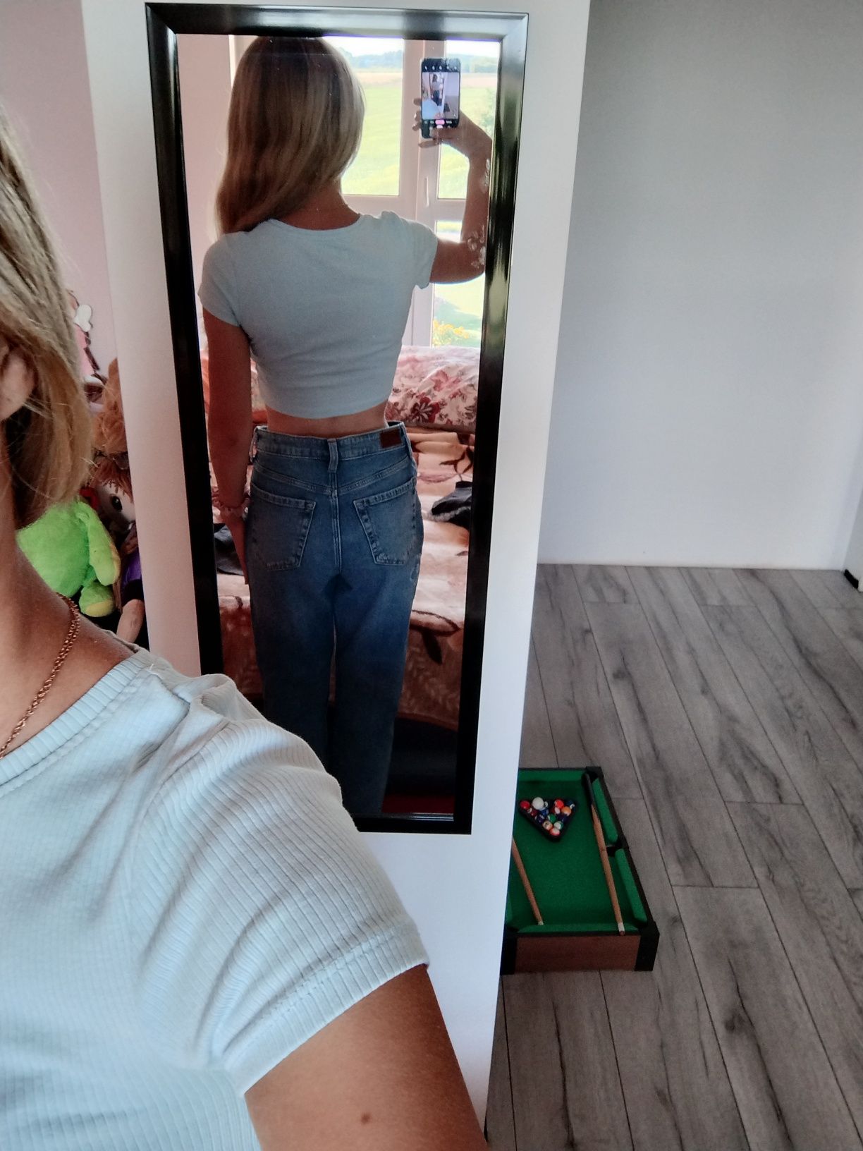 Spodnie jeansy nom jeans wysoki stan hollister z kwiatkami cute szersz
