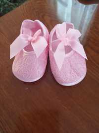 Взуття для малечі пінетки рожеві