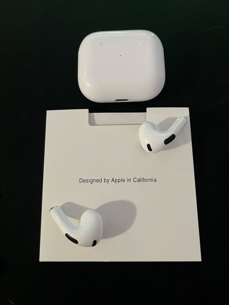 PlayStation 5 Digital 1Tb/ Airpods 3