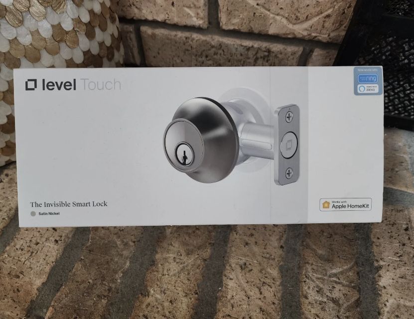 Дверной замок Level Touch Invisible Smart Lock  HomeKit