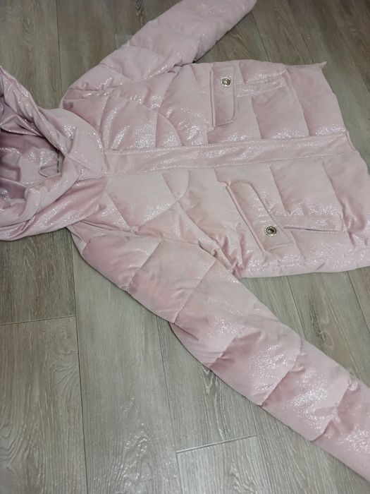 Зимова блискуча куртка 50-52 розмір
