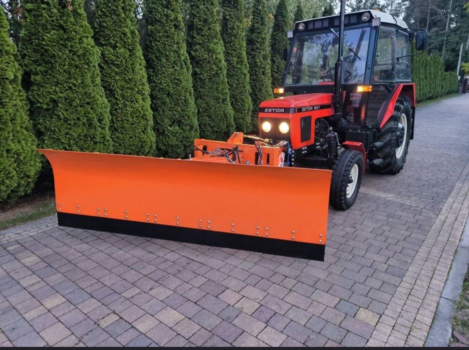 !Akcja zima! Ciągnik z pługiem do odśnieżania, wynajmę, wydzierżawię,