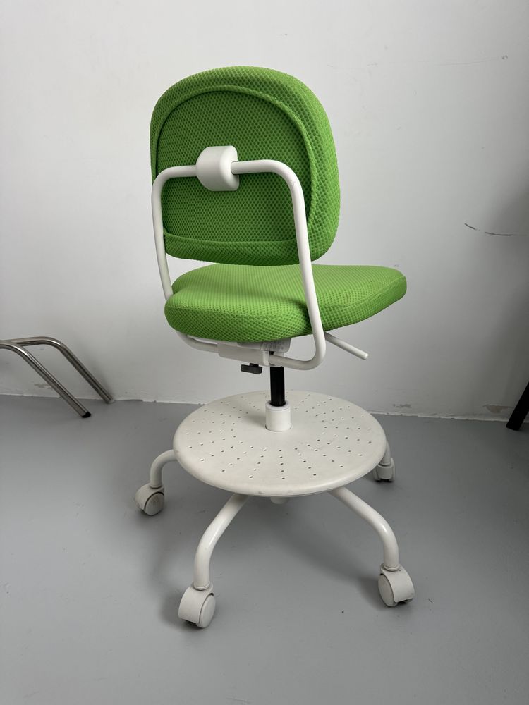 Dziecięce krzesło biurowe VIMUND zielone