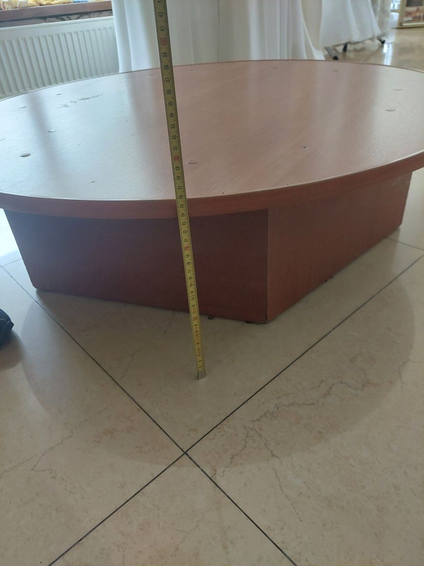 Podest  do salonu sukien