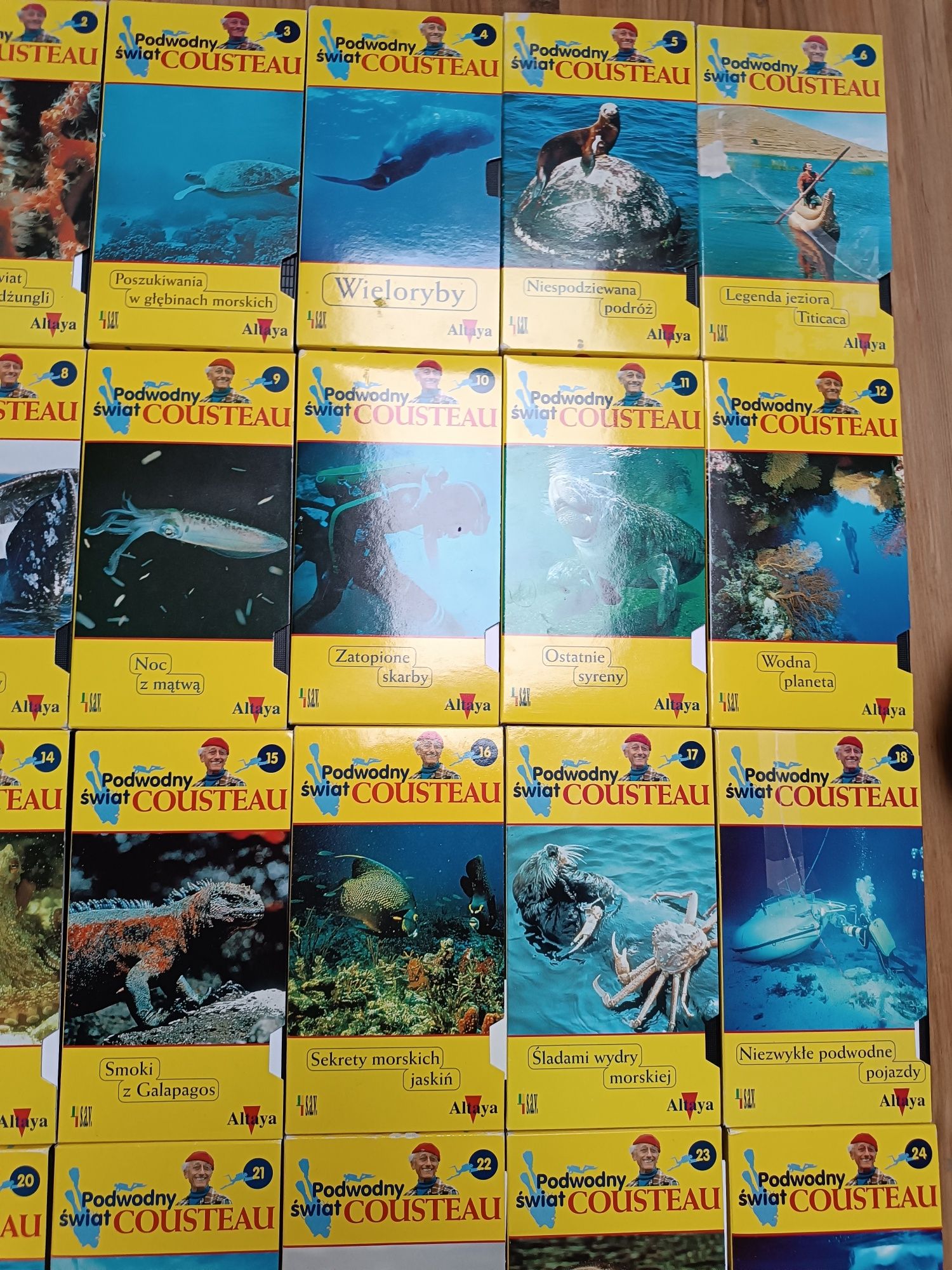 Filmy przyrodnicze Kolekcja Podwodny świat Cousteau 36 szt. Kasety VHS