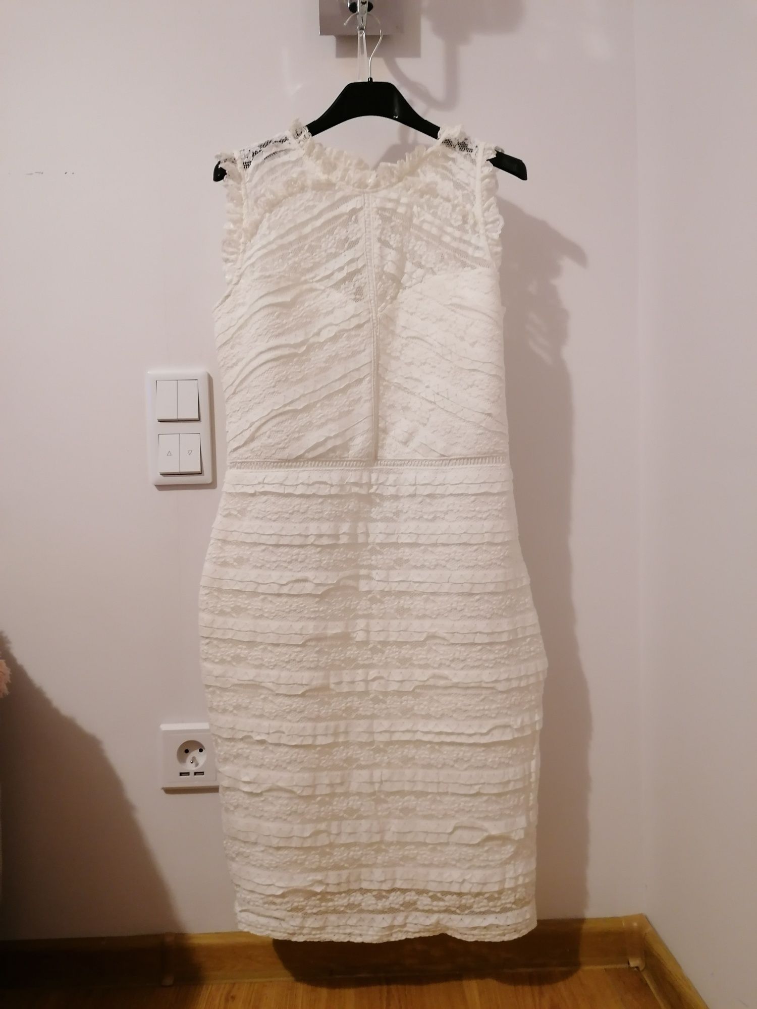Biała sukienka Chrzciny Komunia
