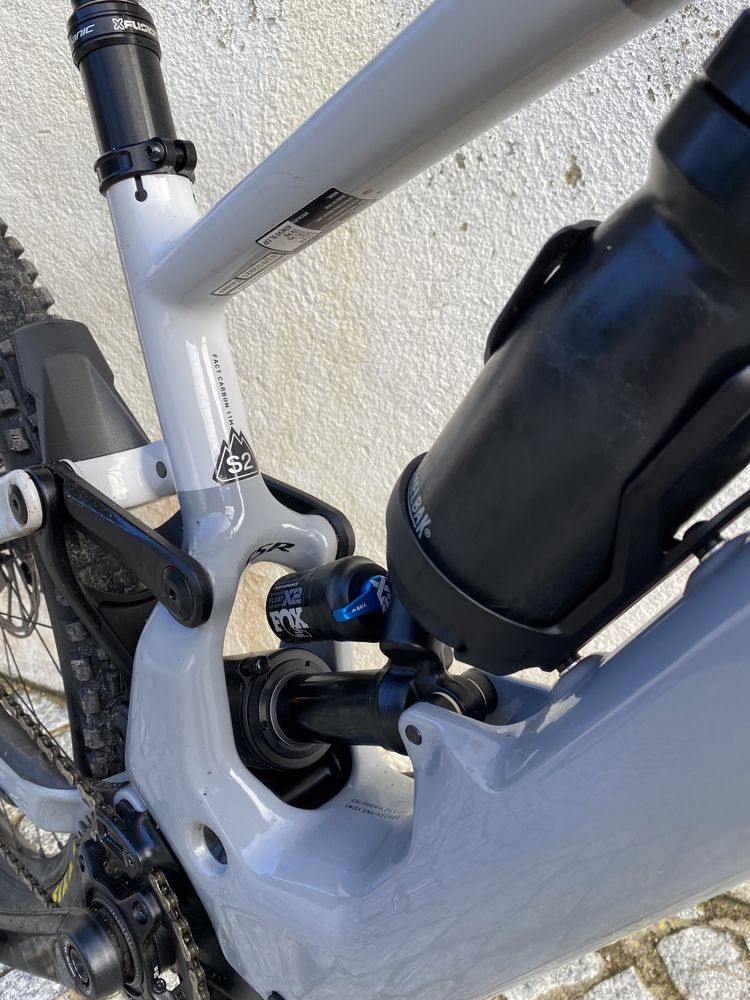 E-bike specialized knevo sl s2