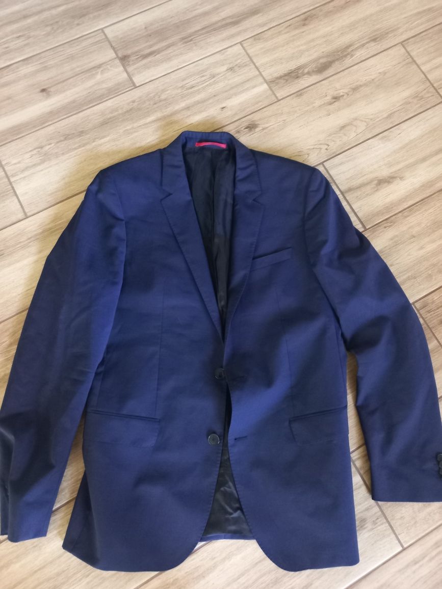 Super garnitur firmy-HUGO BOSS-L-40-granatowy