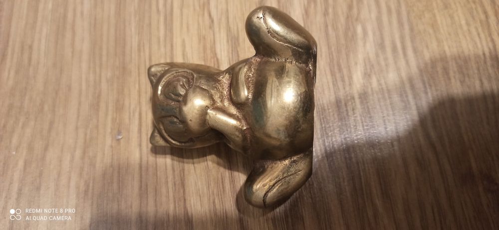 Mosiężna figurka panda