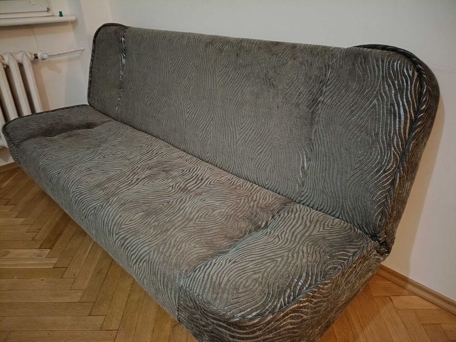 Sprzedam łóżko/wersalkę rozkładaną, bardzo dobry stan.