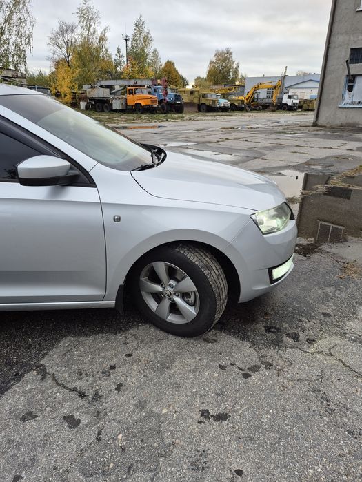 Продам Шкода Рапид