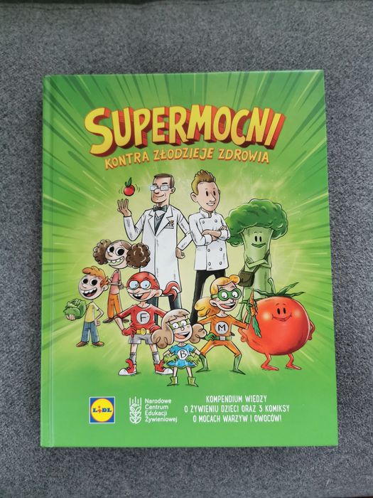 Książka Supermocni z przepisami i komiksami