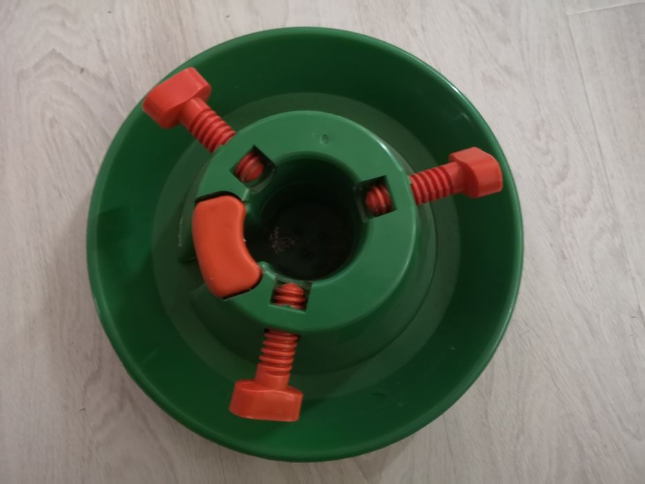 Stojak pod choinkę