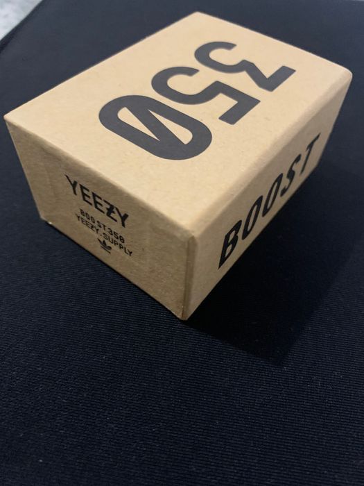 Porta chaves adidas yeezy boost 350