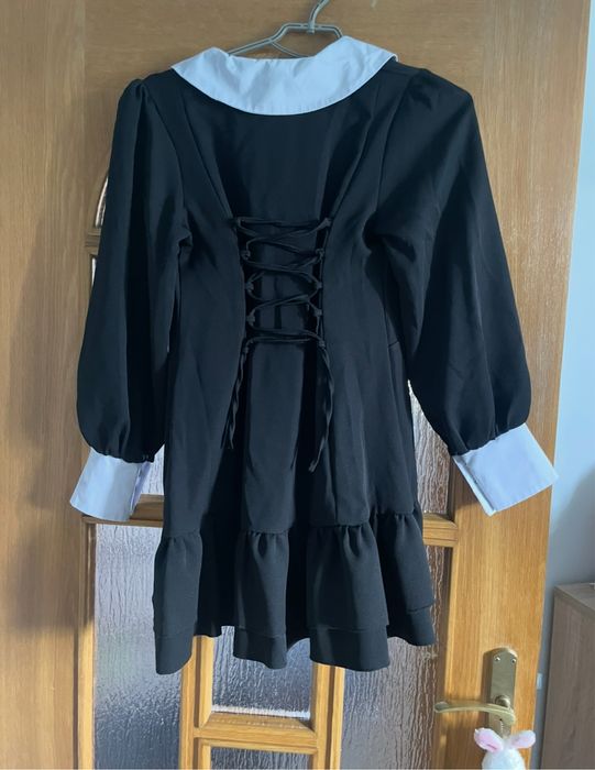 Сукня з комірцем, плаття