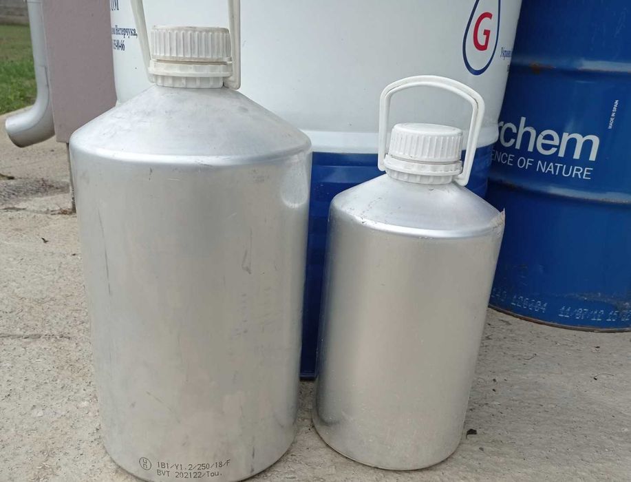 Бочки пластикові, металеві - 200л, 60л,  30л, 10л