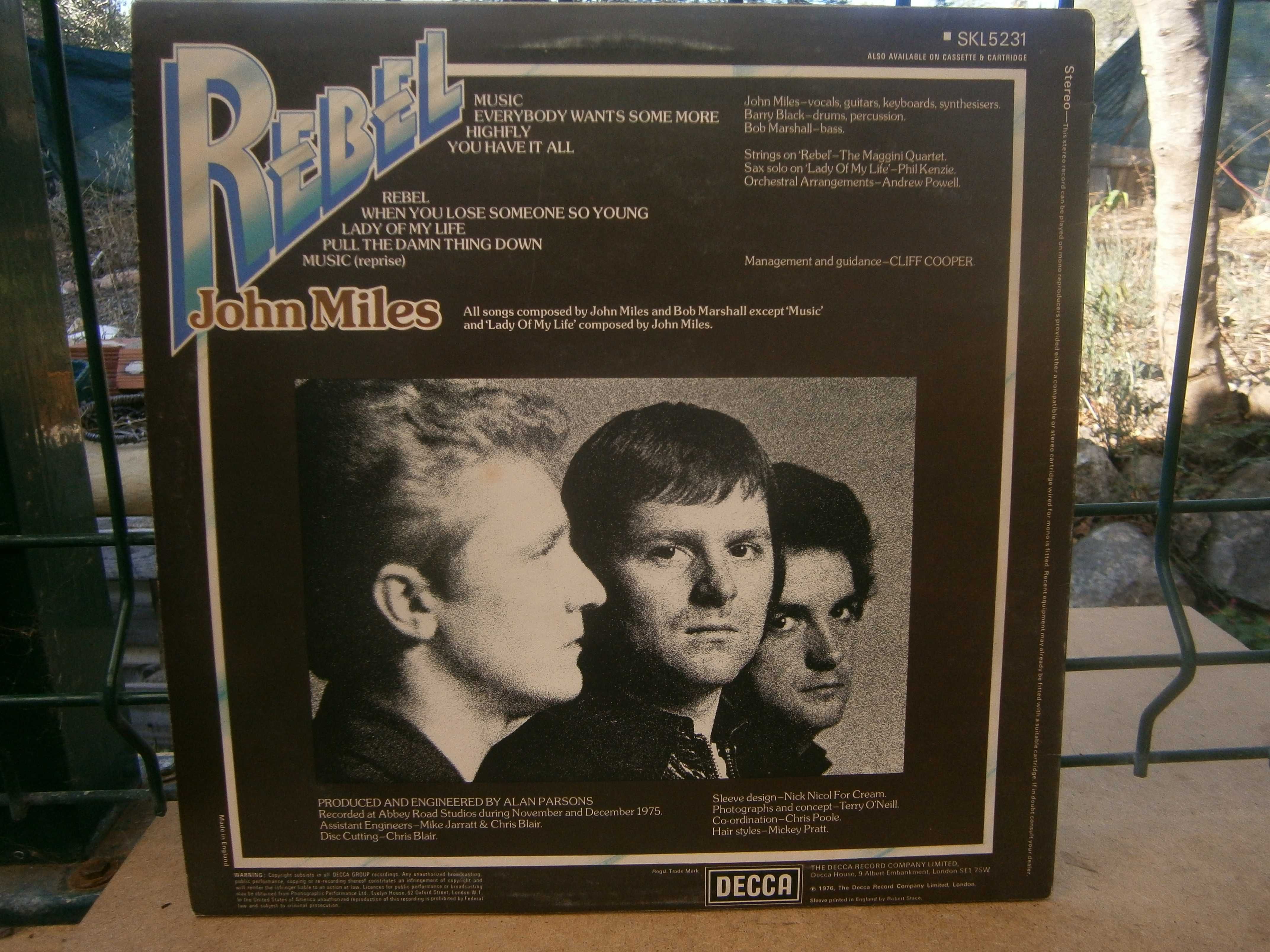 JOHN MILES  -  Rebel  (Vinil . contém poster)