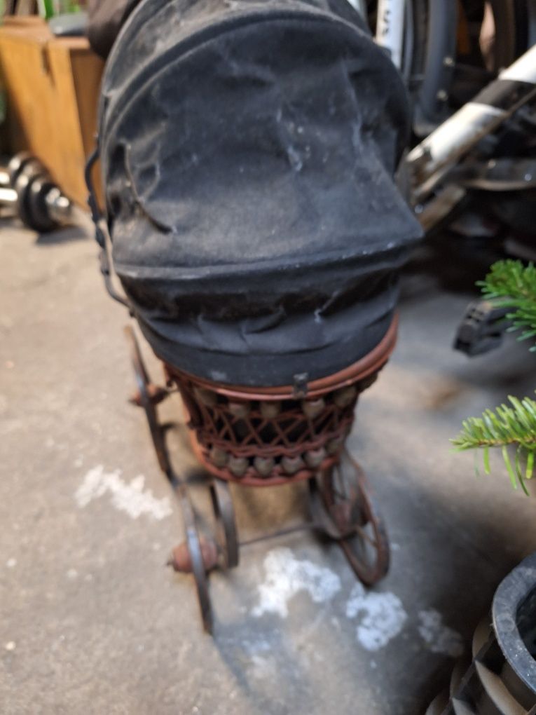 Wózek dla lalek .