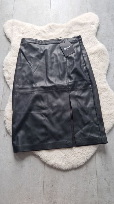 Nowa z metką, skórzana spódnica Midi z rozporkiem. Only r. S