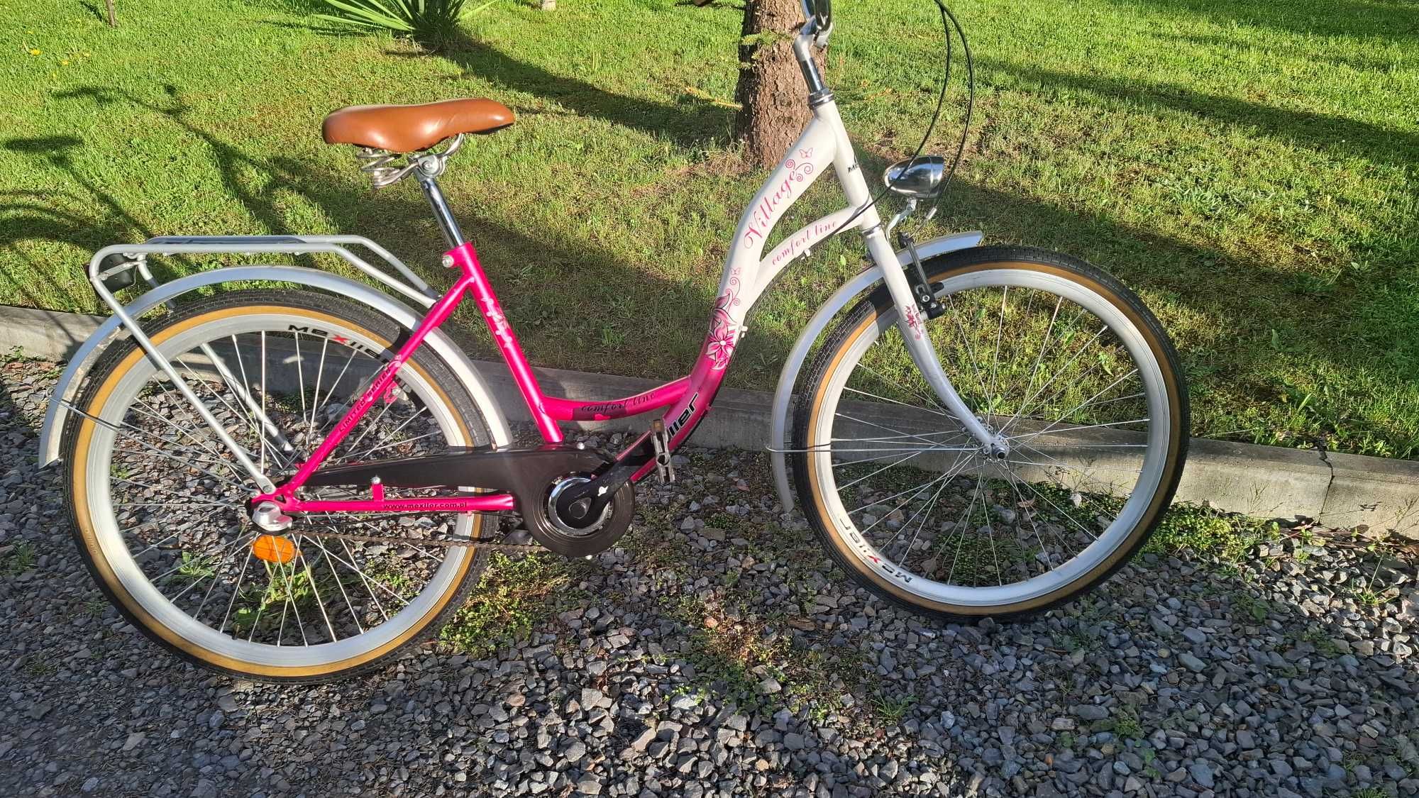 Damski Rower Miejski firmy VILLAGE- koła 26" kolor biało różowy