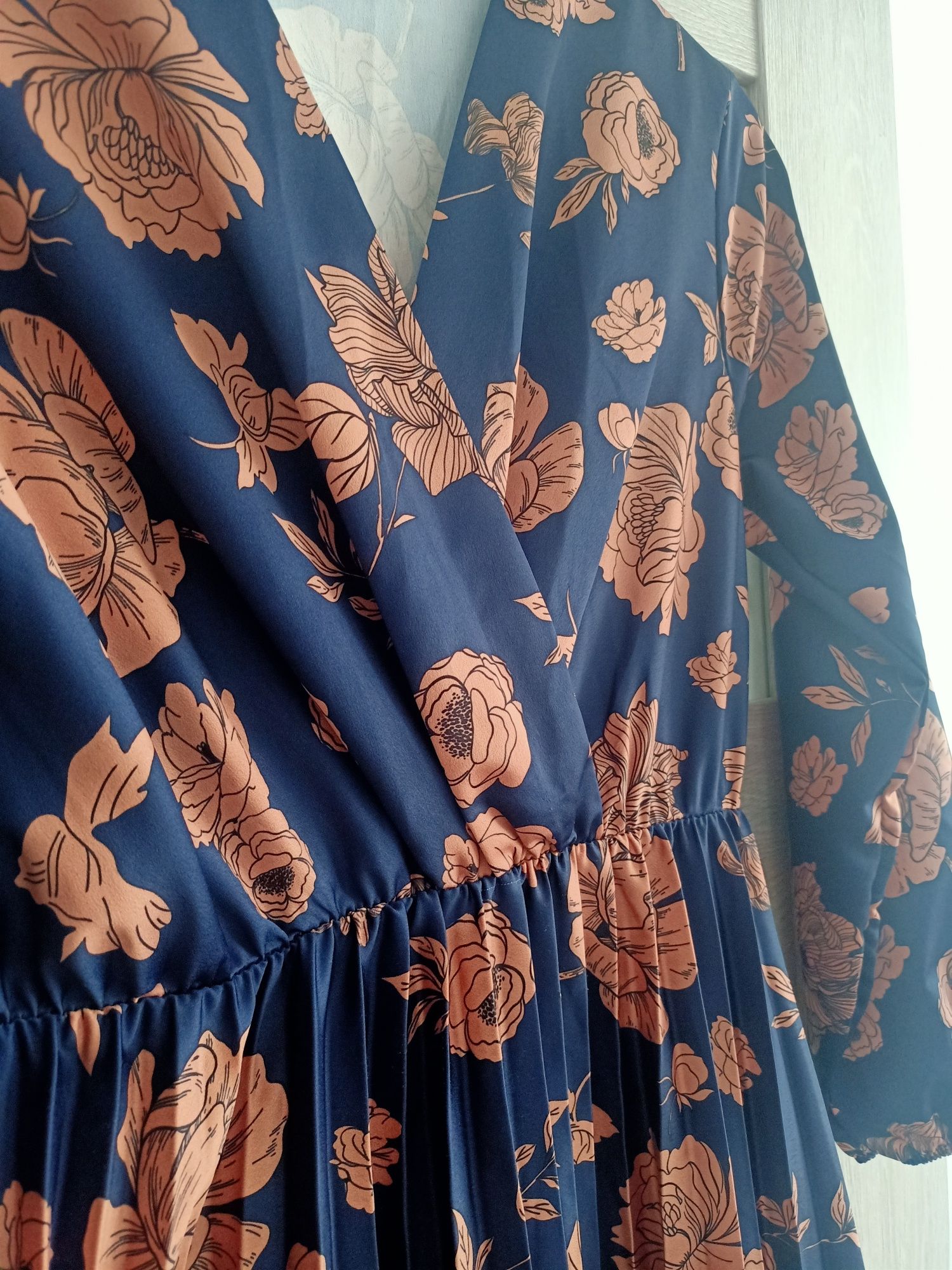 Sukienka MIDI retro vintage kwiaty